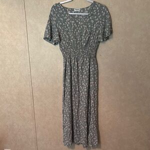 Floral Green Midi Dress Size Petite XL